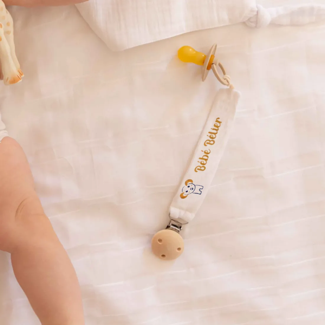 Attache sucette Bélier blanc en coton
