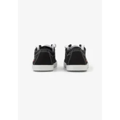 Baskets basic noir Esme