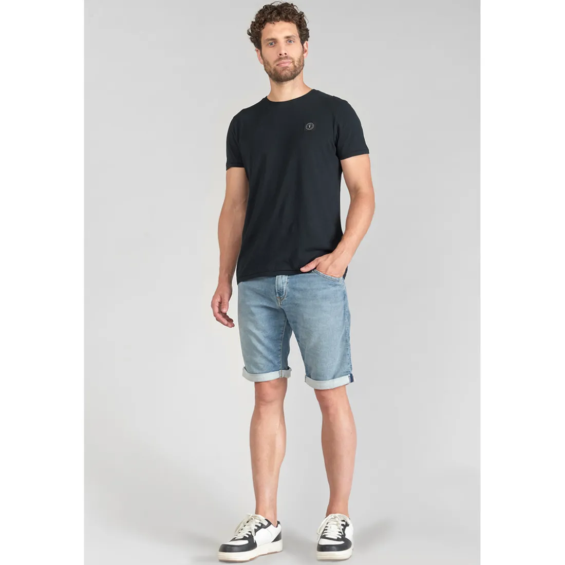 Bermuda Jogg Lo bleu délavé en coton à la toile très stretch