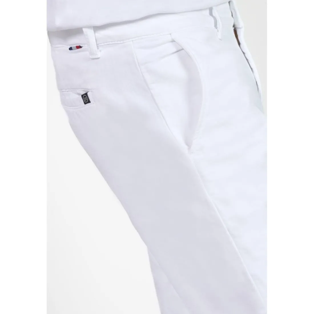 Bermuda short JOGG blanc Xeno