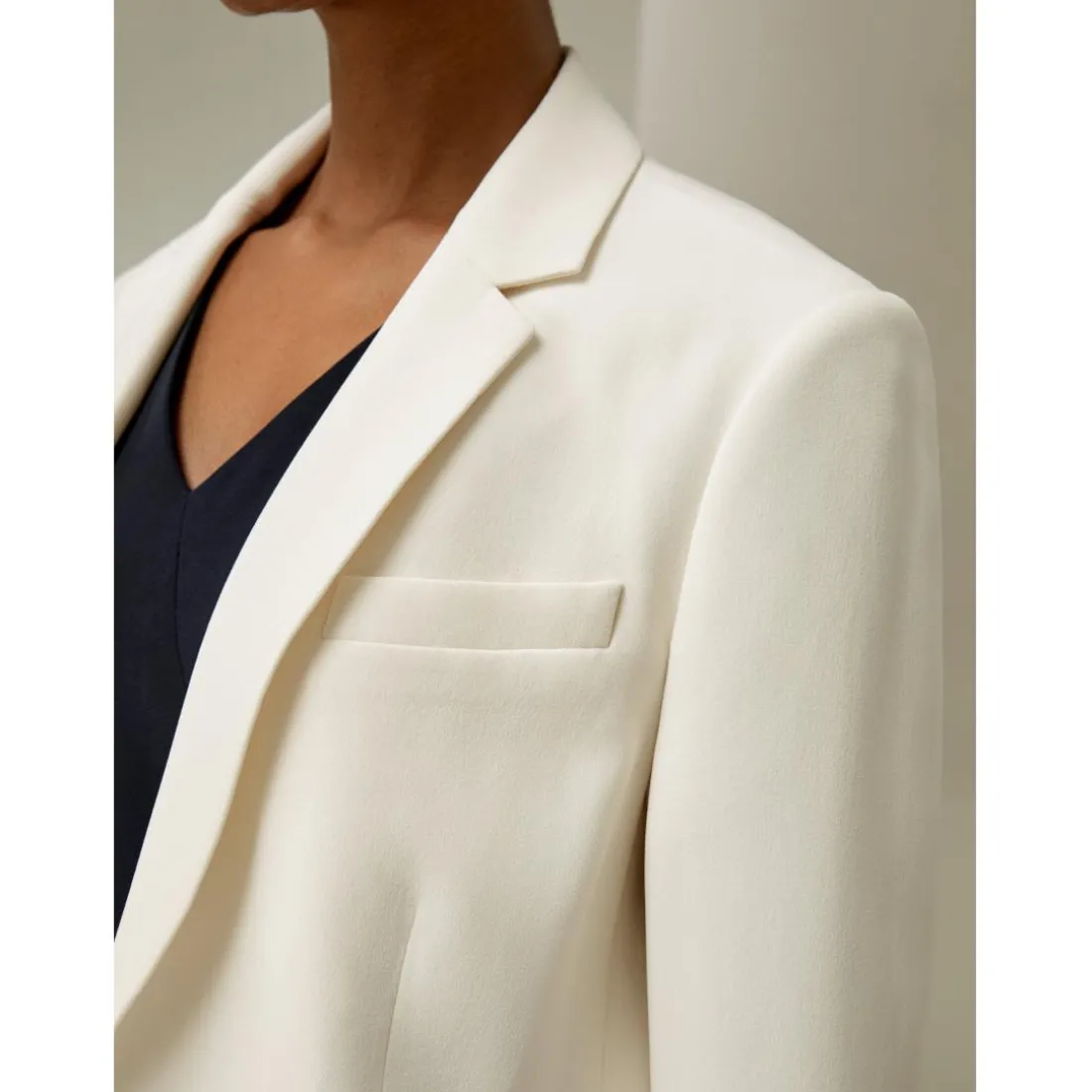 Blazer élégant en soie blanc