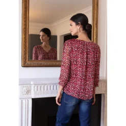 Blouse col V imprimée léopard Célia Rouge