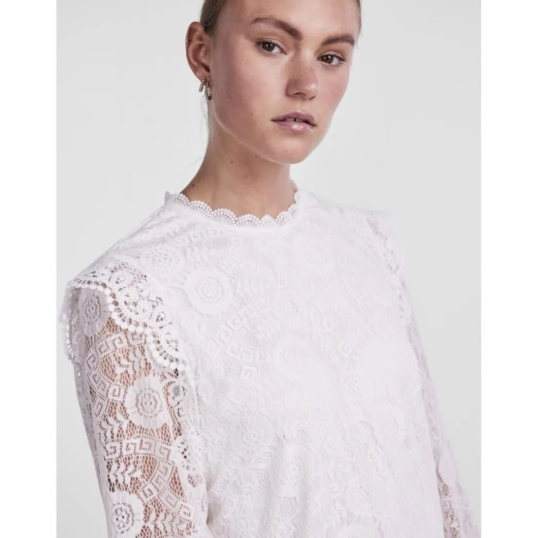 Blouse en dentelle manches longues Colline blanc écru Tia