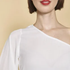 Blouse encolure asymétrique une manche femme - Blanc en laine