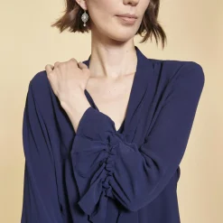 Blouse fluide manches volantées bleu marine