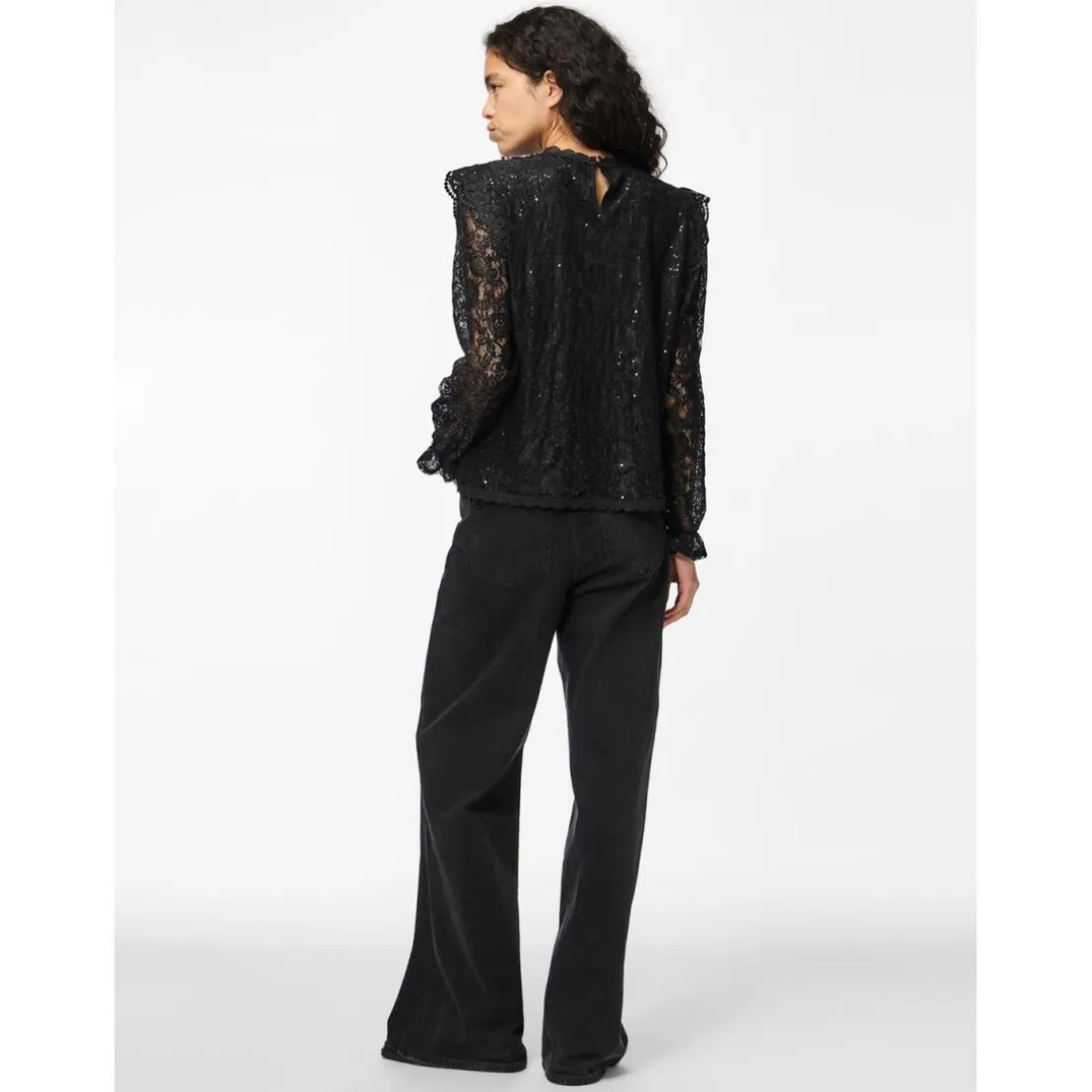 Blouse manches longues en dentelle Colline noir Ella