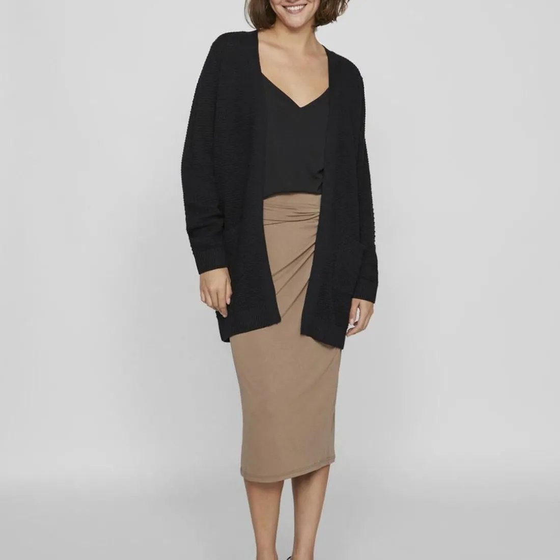 Cardigan en maille poignets côtelés col en v Lucie noir