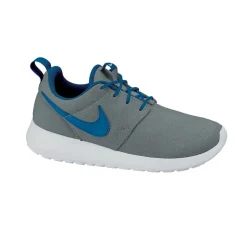 Chaussures de training grises Nike