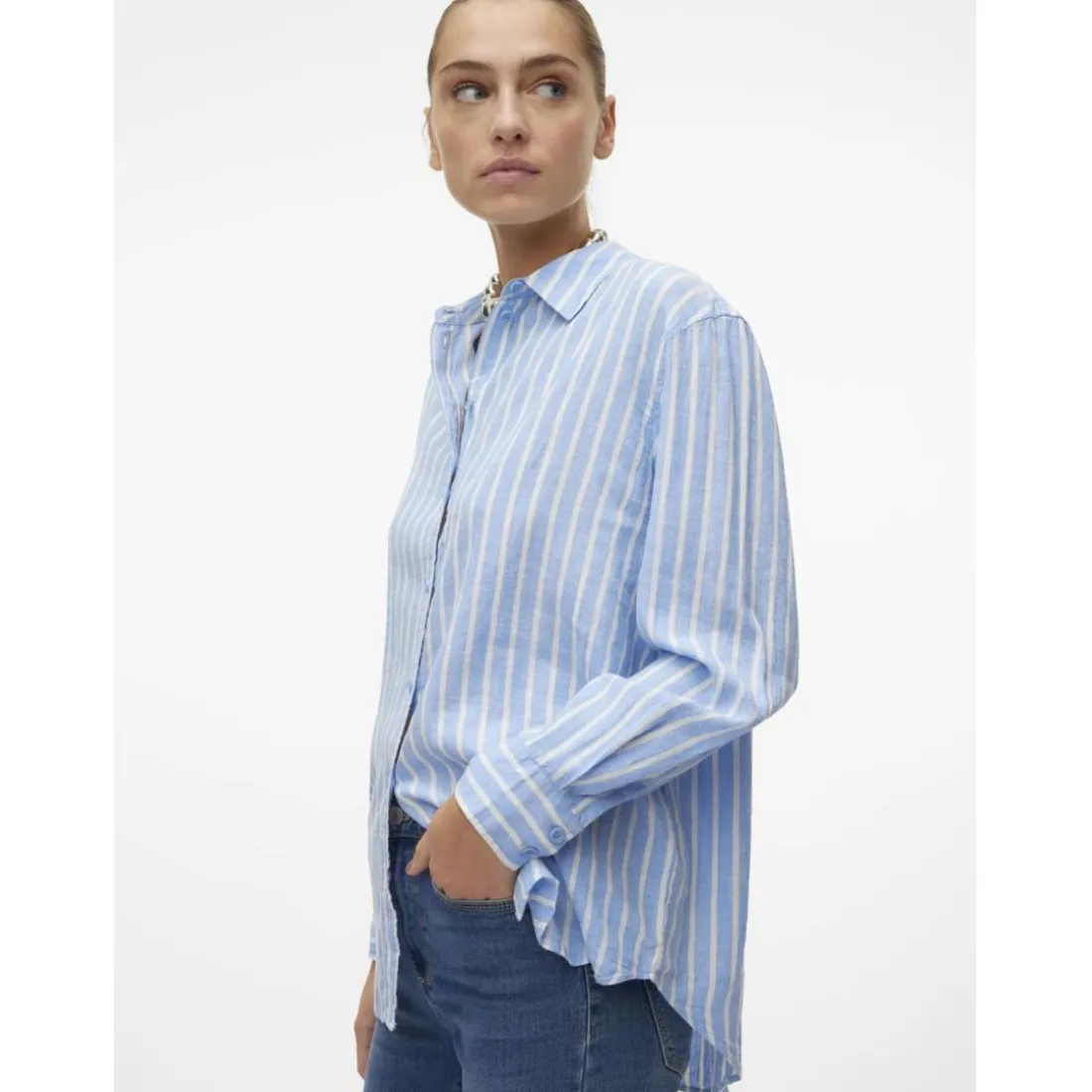 Chemise fermeture par bouton poignets boutonnés col chemise manches larges manches longues bleu en lin Demi