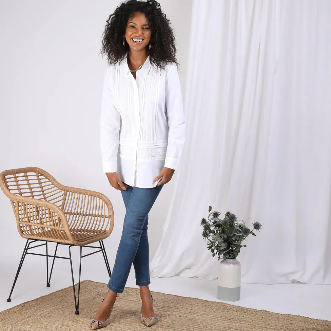Chemise manches longues dentelle et jeux de plis femme - Blanc