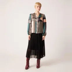 Chemise motifs asymétriques vert