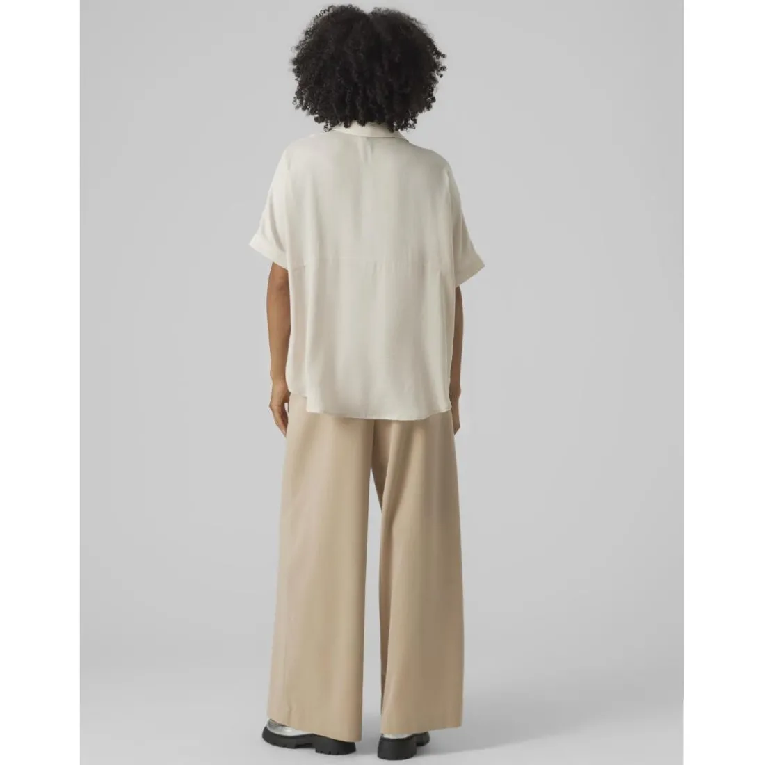 Chemise oversize manches courtes beige Élise