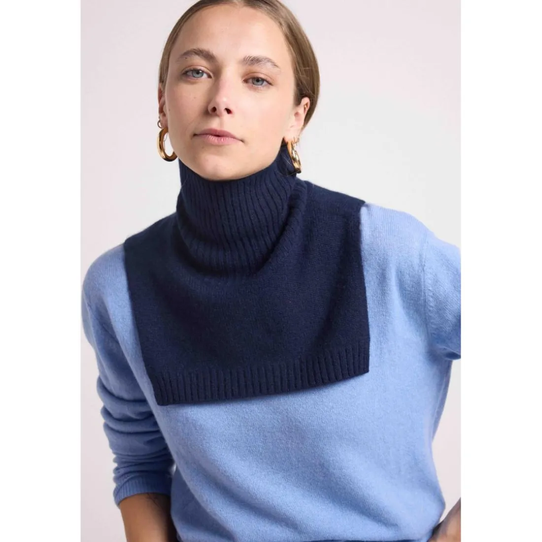 Col roulé PAULA en cachemire bleu marine