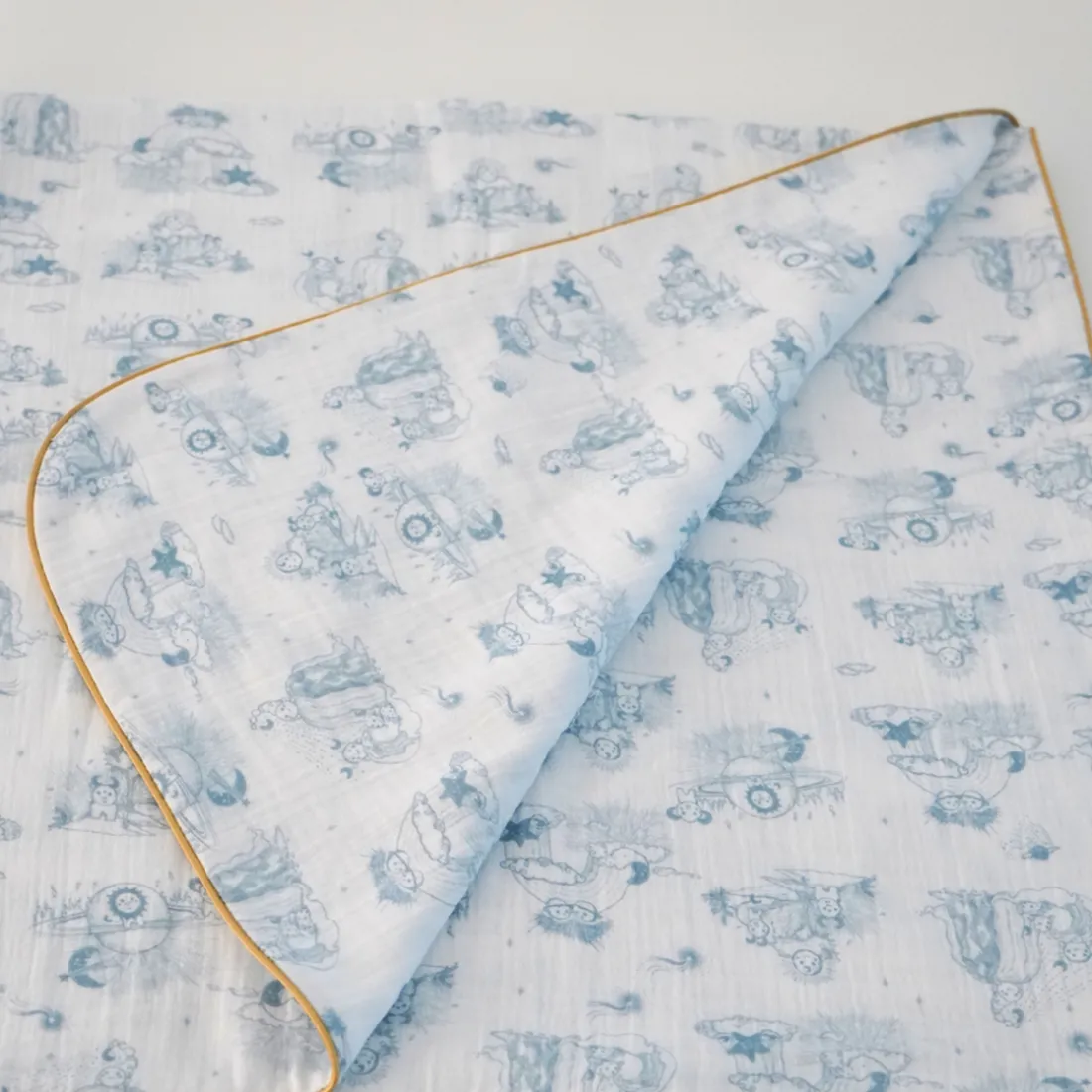 Couverture mi saison pour bébé Jouy bleu