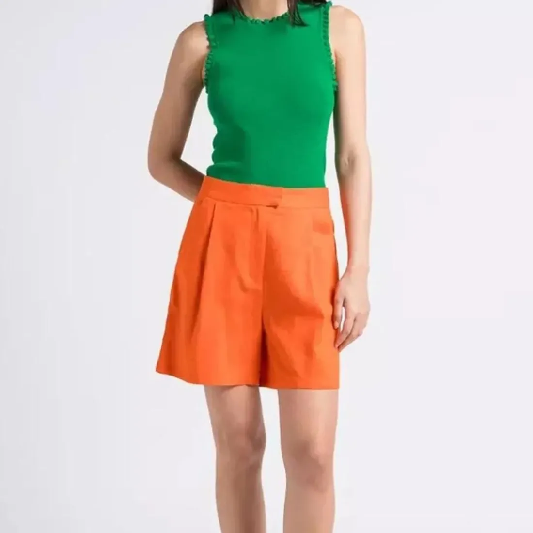 Debardeur DOLFERI vert en viscose