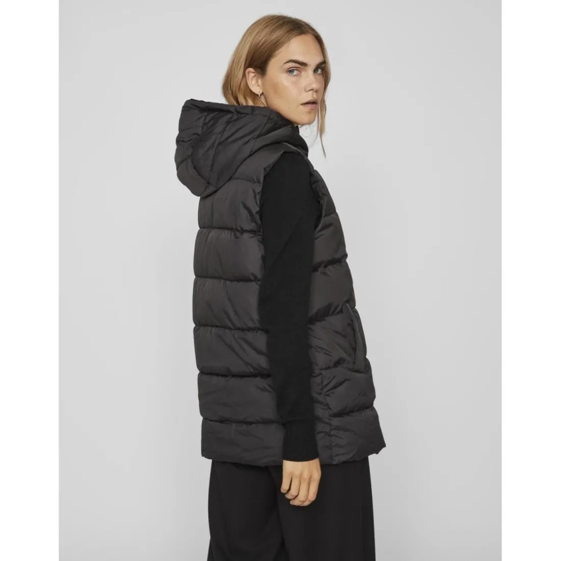 Gilet capuche noir Ella