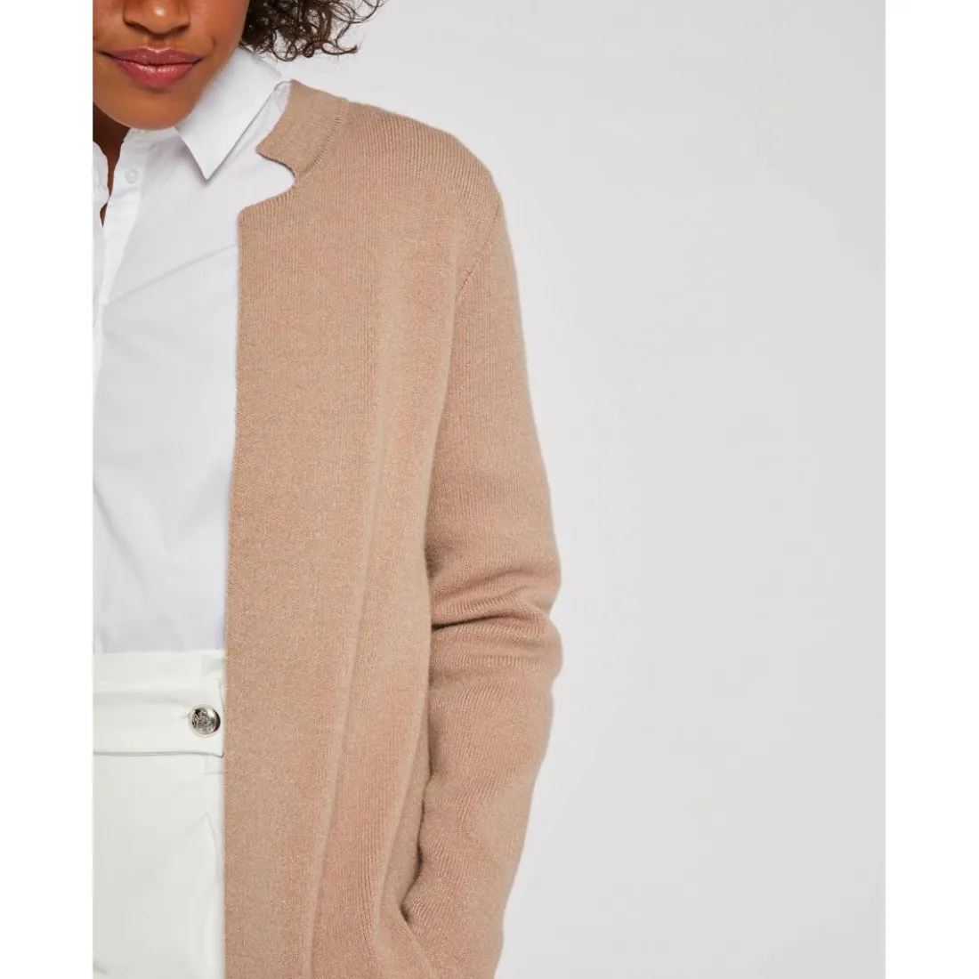 Gilet droit à col cranté