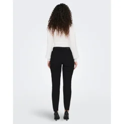 Jean coupe droite Longueur cheville noir en coton Anya