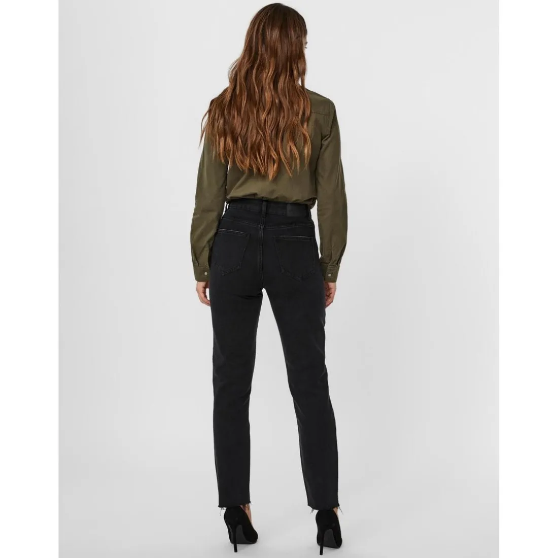 Jean coupe droite Straight Fit Taille haute Longueur cheville noir Ria