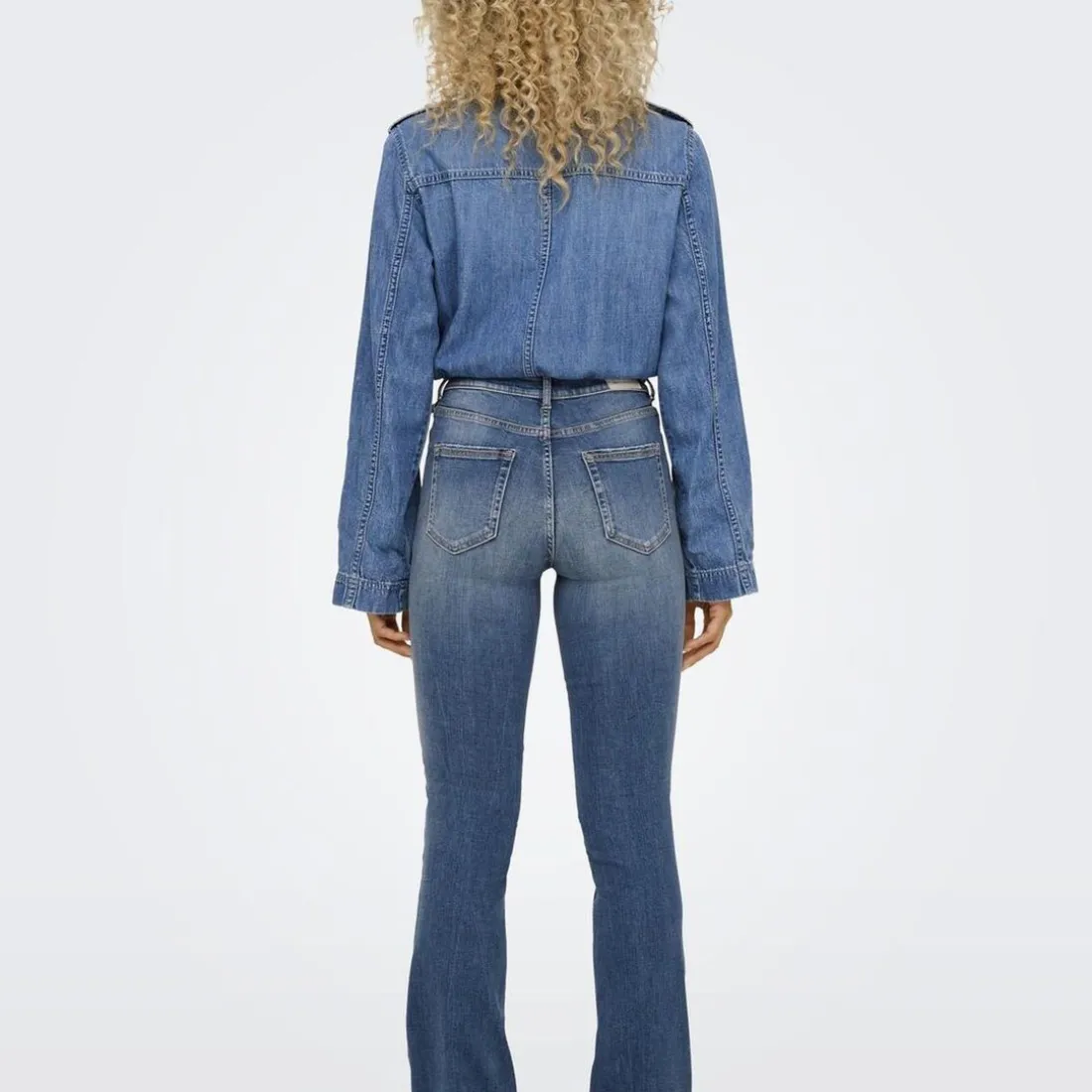 Jean flare Blush Mid bleu en coton Léna