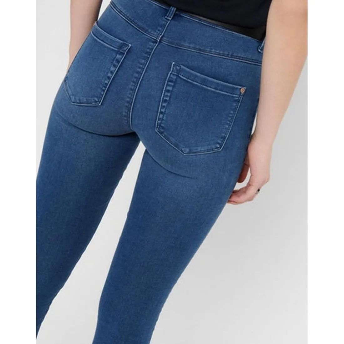 Jean seconde peau bleu en coton