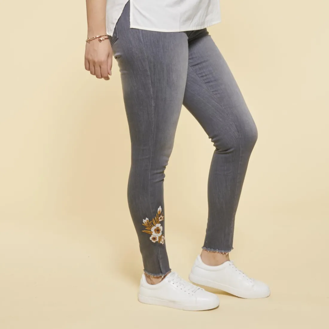 Jean skinny avec broderie et déchirures femme - gris foncé en coton