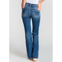 Jeans flare, très évasé , longueur 34 bleu