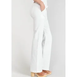 Jeans flare, très évasé , longueur 34 blanc en coton Lou