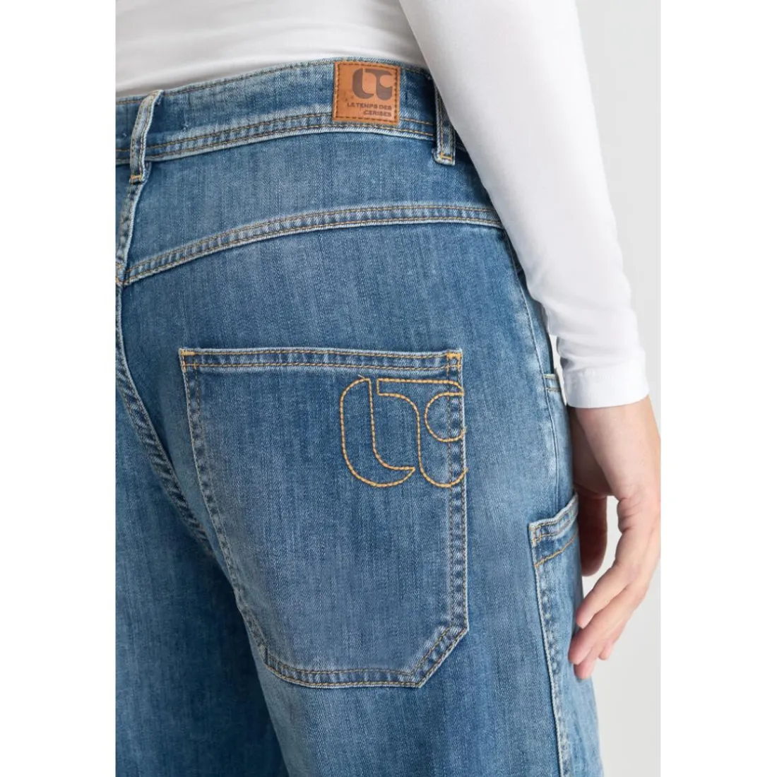 Jeans loose, large balloon taille haute, longueur 34 bleu en coton Elsie