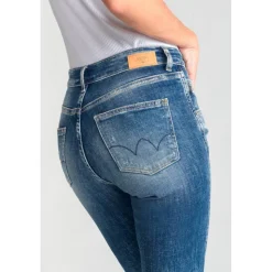 Jeans mom 400/17, 7/8ème bleu Ella en coton