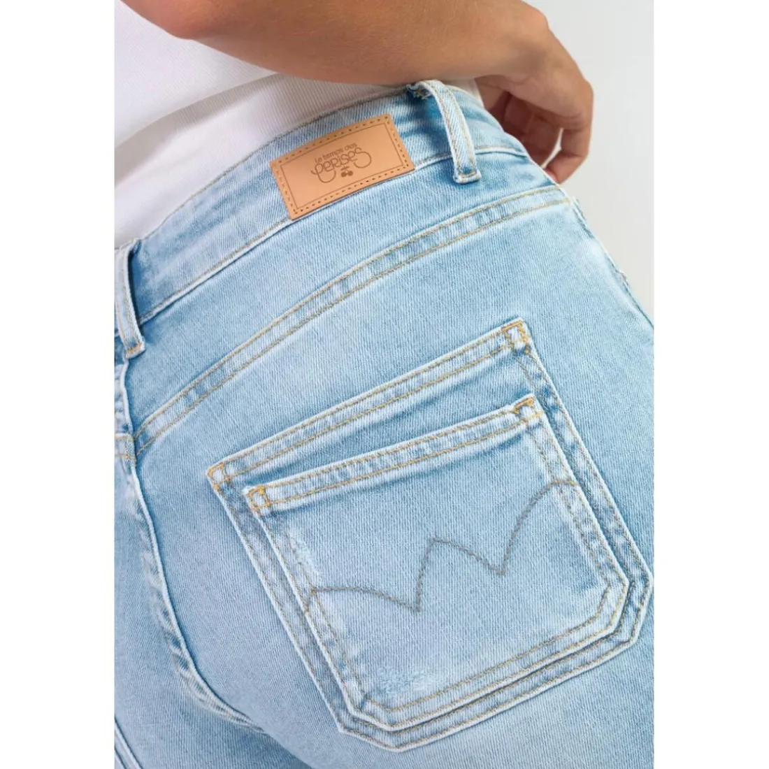 Jeans mom 400/17 mom taille haute 7/8ème bleu Dina