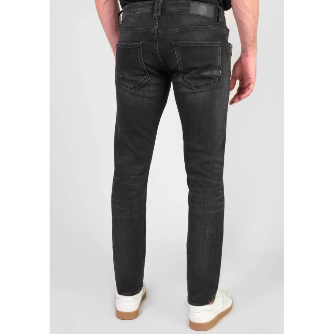 Jeans slim stretch 700/11, longueur 34 noir Ari en coton
