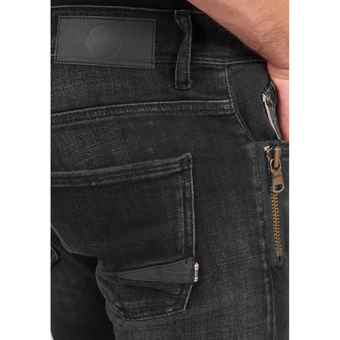 Jeans slim stretch 700/11, longueur 34 noir Ari en coton