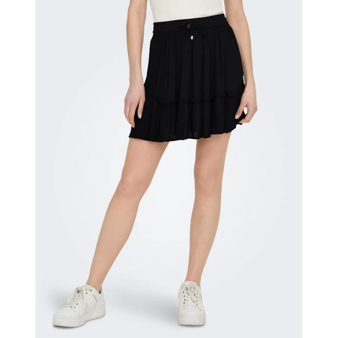 Jupe courte Volants Longueur mini noir en viscose