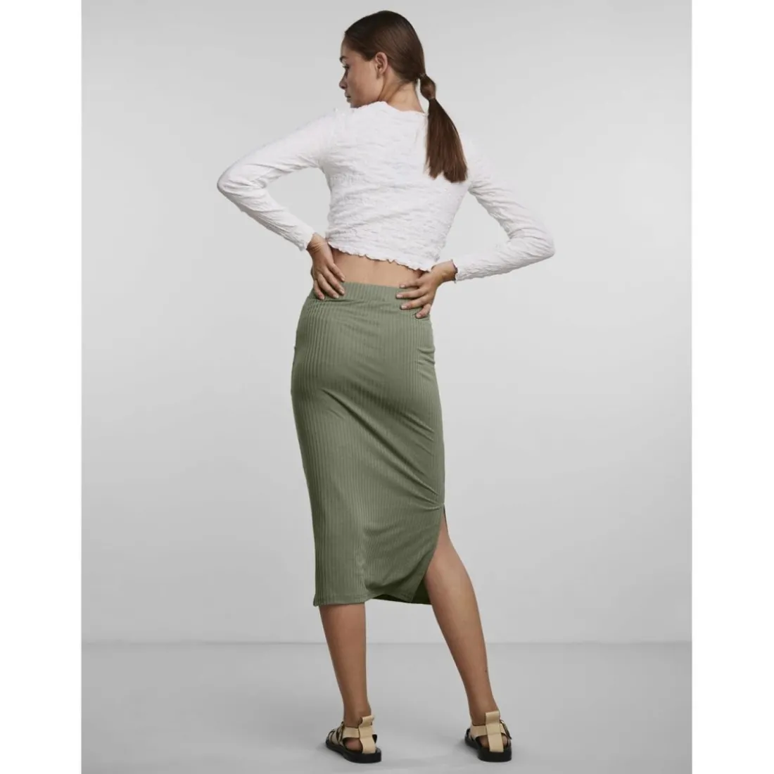 Jupe midi en maille vert