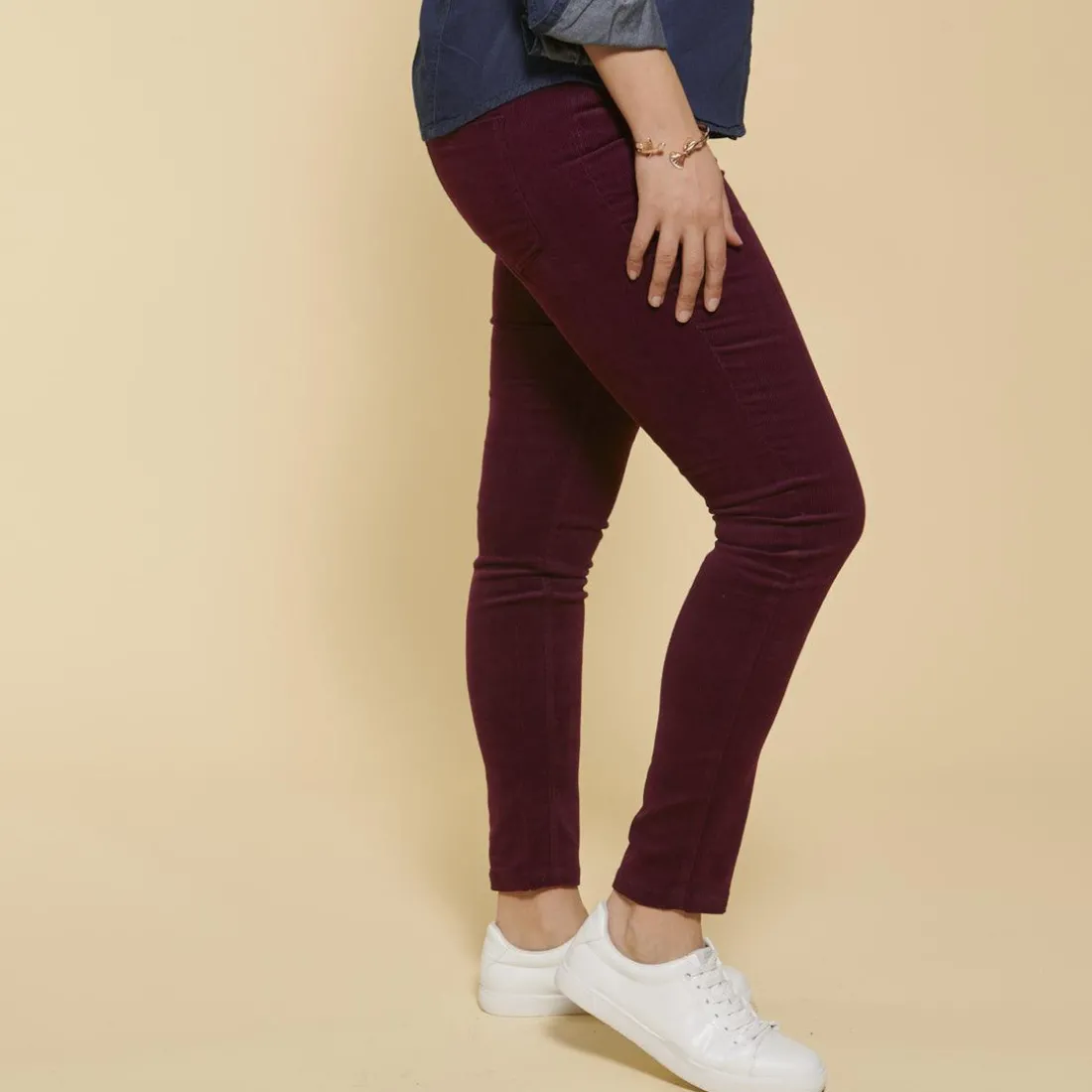 Pantalon 5 poches femme 3 SUISSES COLLECTION aubergine en coton