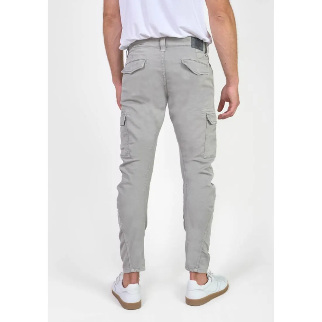 Pantalon carotte KOGE gris Lance