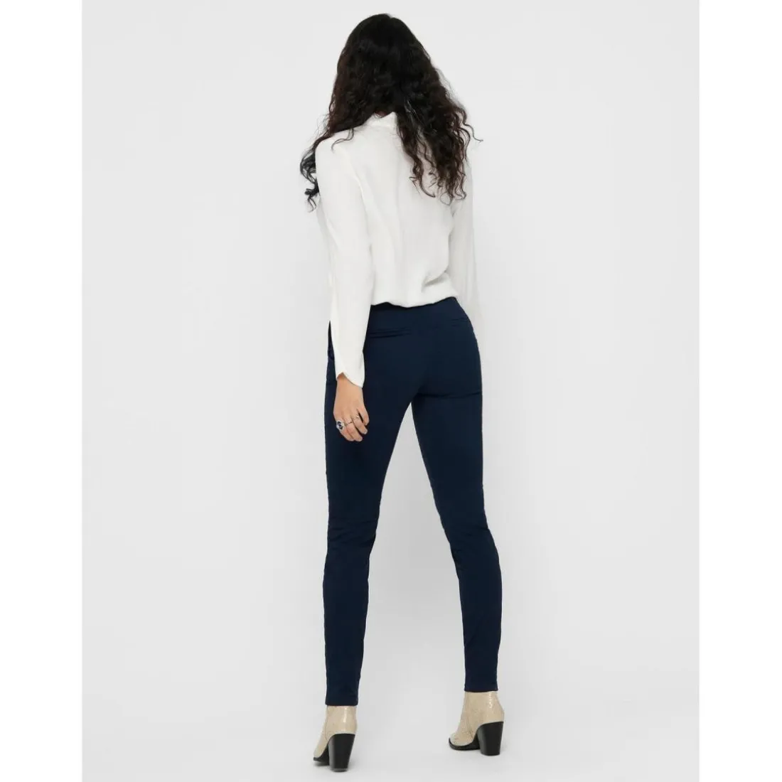 Pantalon chino bleu en coton Dee