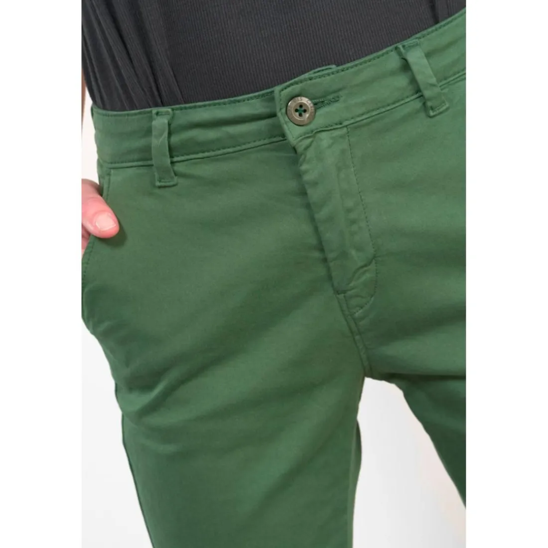 Pantalon chino DYLI 6 vert Willa en coton