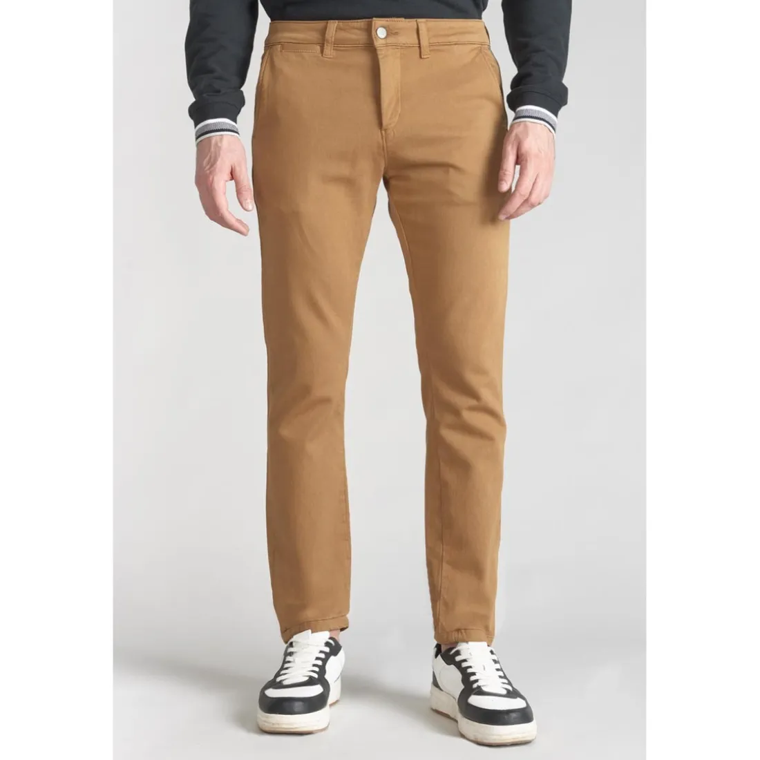Pantalon chino Jogg Kurt camel blanc en coton