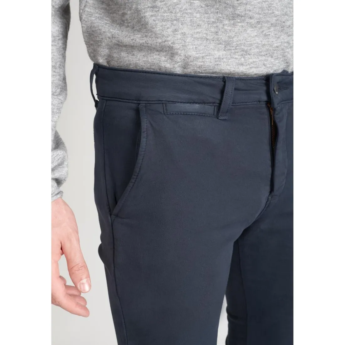 Pantalon chino Jogg Kurt marine blanc en coton