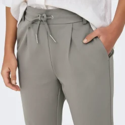 Pantalon decontracté ONLPOPTRASH - Gris en viscose Aria