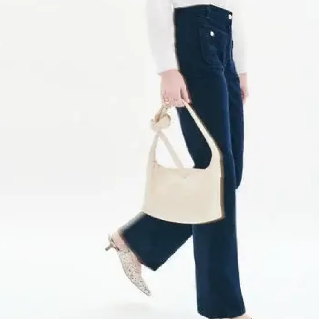 Pantalon femme bleu marine en coton