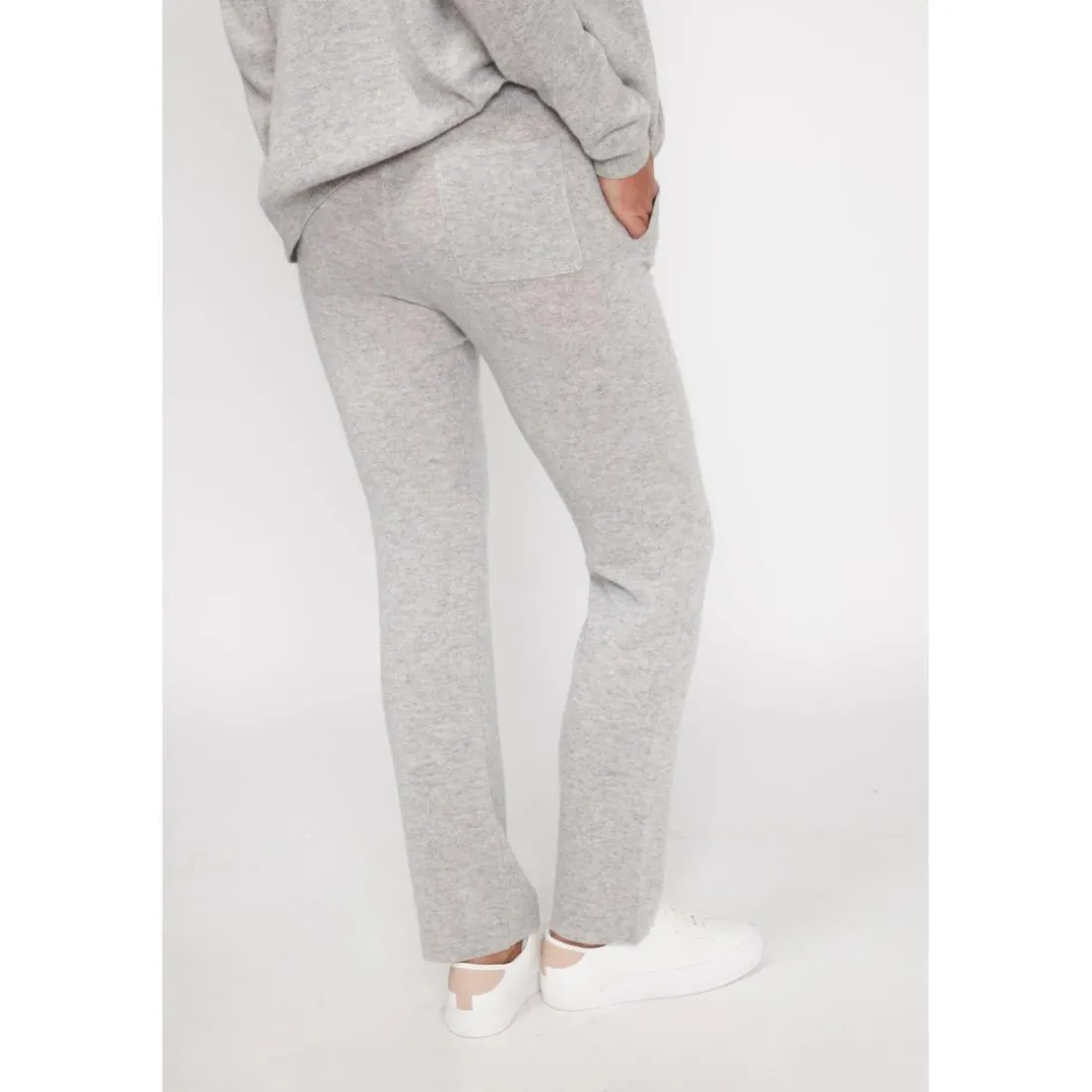 Pantalon femme ZUMBA en cachemire gris perle