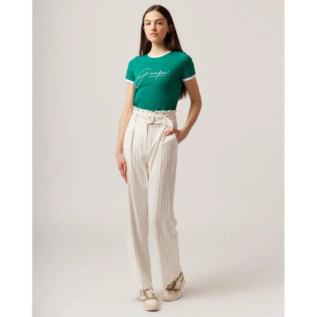 Pantalon large rayé avec ceinture écru en viscose