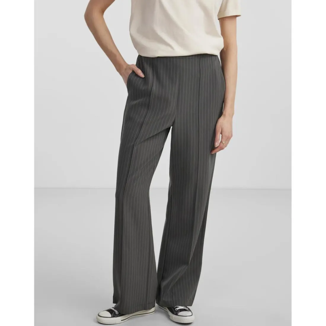 Pantalon loose fit taille élastique à l'intérieur gris