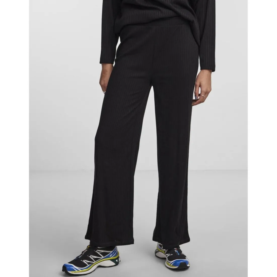 Pantalon loose fit taille élastiquée noir Wren