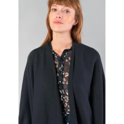 Poncho Pili noir