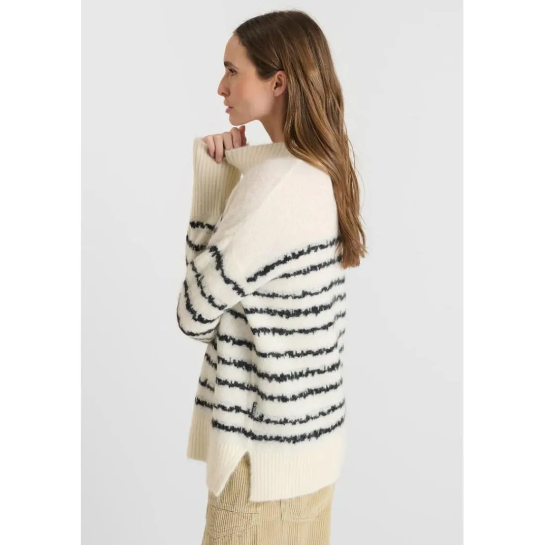 Pull AUGUST blanc Lucy en laine