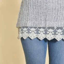 Pull col à revers manches longues dentelle sur bas femme - Bleu Ciel